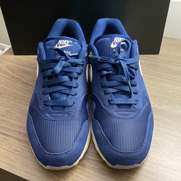 Air Max 1 - Picture 3 of 5